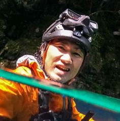 <u><i>Akira<br> TANAKA<br></u></i>JAPAN  🇯🇵